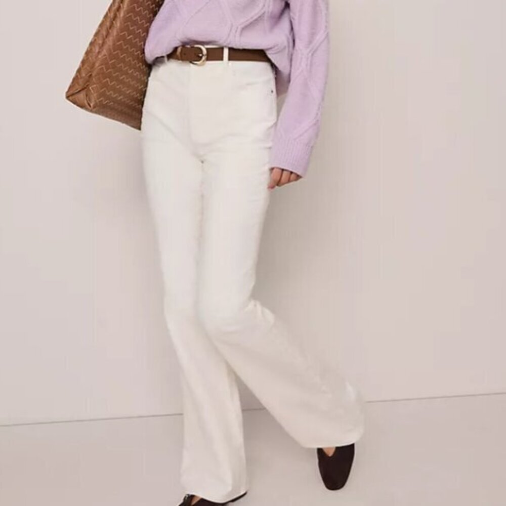 Ann Taylor Weekend Winter White Boot Corduroy Pants SIze 6